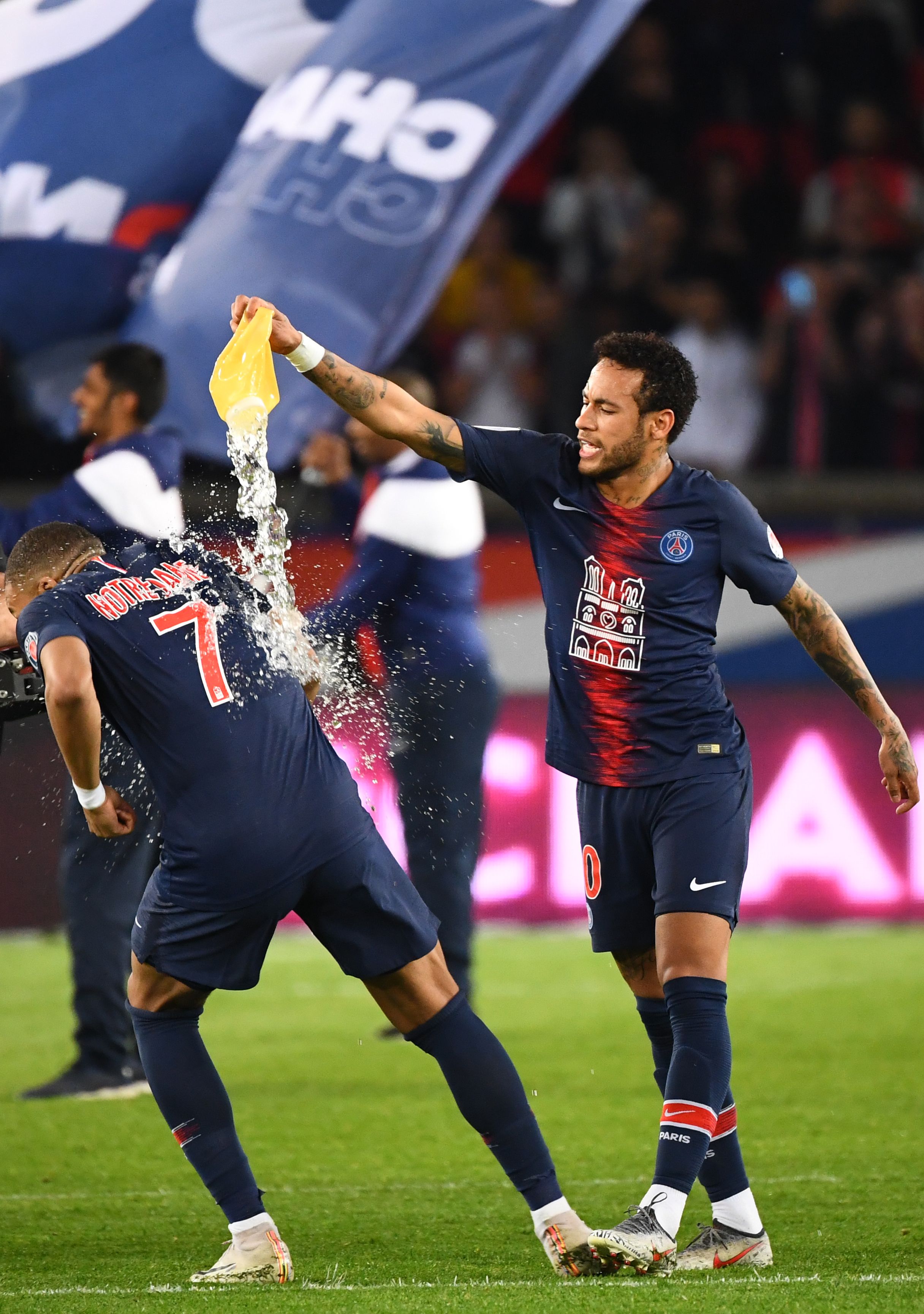 仅是伤情时 仅是伤情时